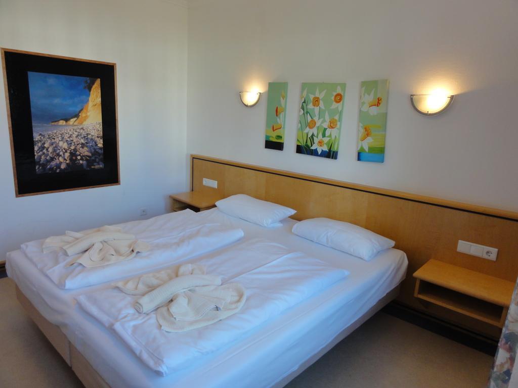 Ferienwohnung Im Duenenpark ビンツ 部屋 写真